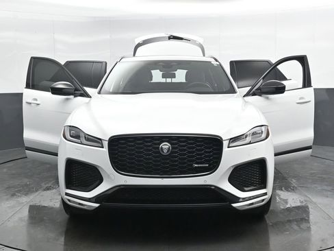 Used 2024 Jaguar F-PACE R-Dynamic S image 52