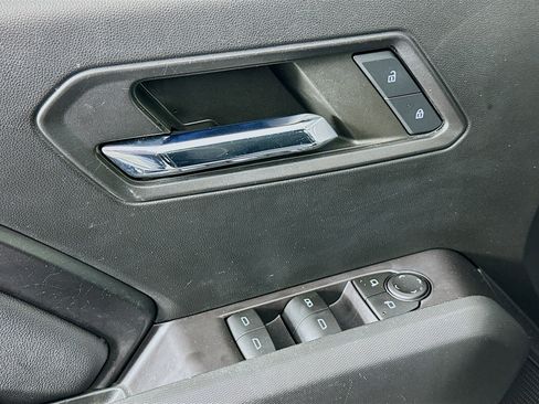 Used 2023 Chevrolet Colorado LT w/ LT Convenience Package II image 15