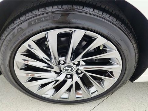 Used 2025 Lexus ES 350 Ultra Luxury image 57