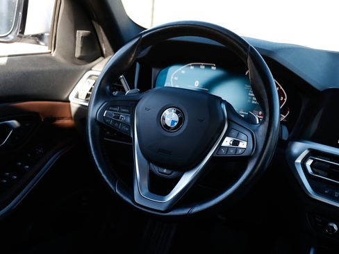 Used 2019 BMW 330i Sedan w/ Premium Package image 34