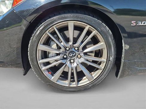 Used 2016 INFINITI Q50 Red Sport 400 AWD/4WD image 24
