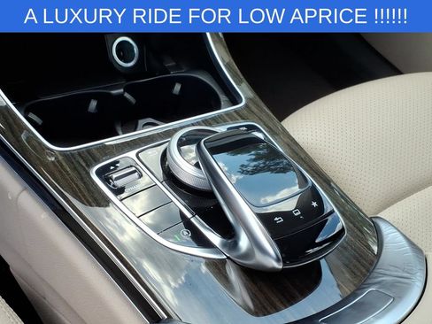 Used 2016 Mercedes-Benz C 300 4MATIC Sedan image 19