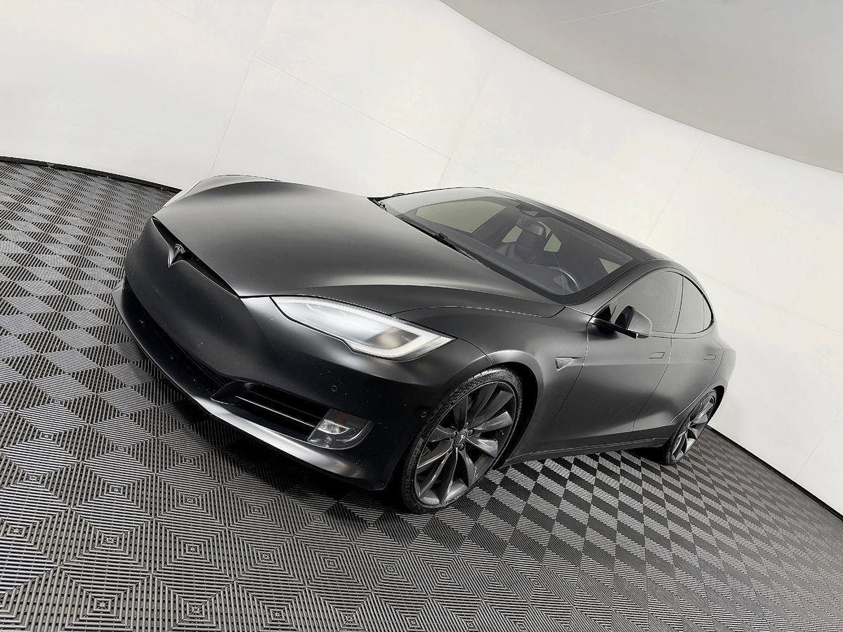 Used 2016 Tesla Model S 90D AWD/4WD image 16