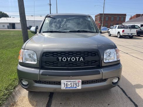 Used 2004 Toyota Tundra SR5 AWD/4WD image 9