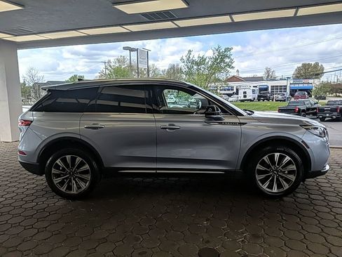 Certified 2022 Lincoln Corsair Reserve w/ Elements Package AWD/4WD image 5
