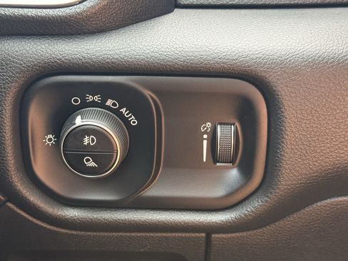 Used 2023 RAM 1500 Lone Star AWD/4WD image 26