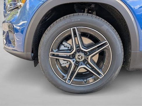 New 2026 Mercedes-Benz GLB 250 4MATIC image 10