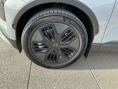 New 2026 Volvo EX30 Cross Country Ultra w/ Protection Package Premier AWD/4WD image 12