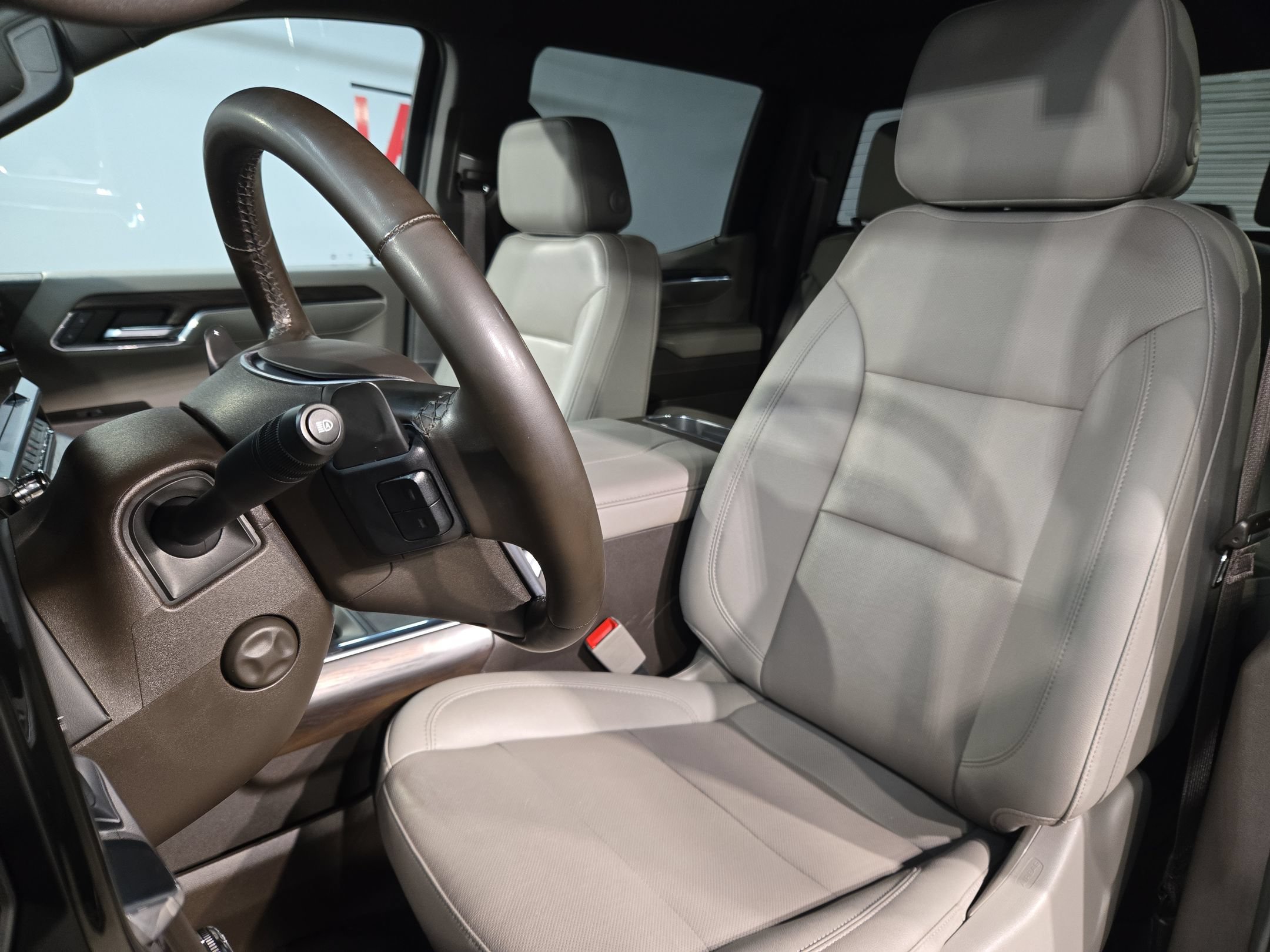 Used 2023 GMC Sierra 1500 SLT w/ SLT Convenience Package AWD/4WD image 24