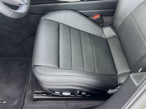 New 2025 Porsche Panamera image 13