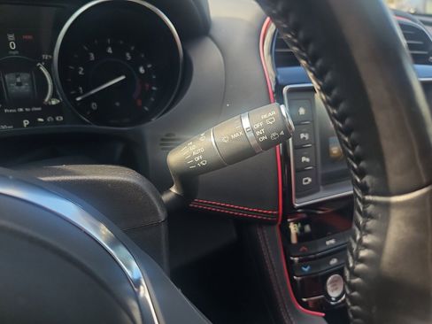 Used 2017 Jaguar F-PACE S image 22