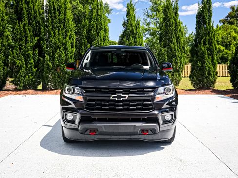 Used 2021 Chevrolet Colorado LT w/ Redline Special Edition AWD/4WD image 3