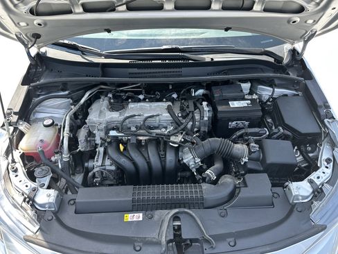 Used 2021 Toyota Corolla LE FWD image 34