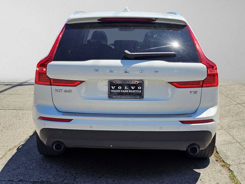 Used 2019 Volvo XC60 T5 Momentum w/ Premium Package FWD image 4