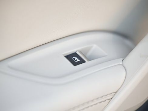 Used 2025 Audi Q5 2.0T Premium Plus w/ Premium Plus Package image 24