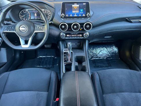 Used 2024 Nissan Sentra SR image 3