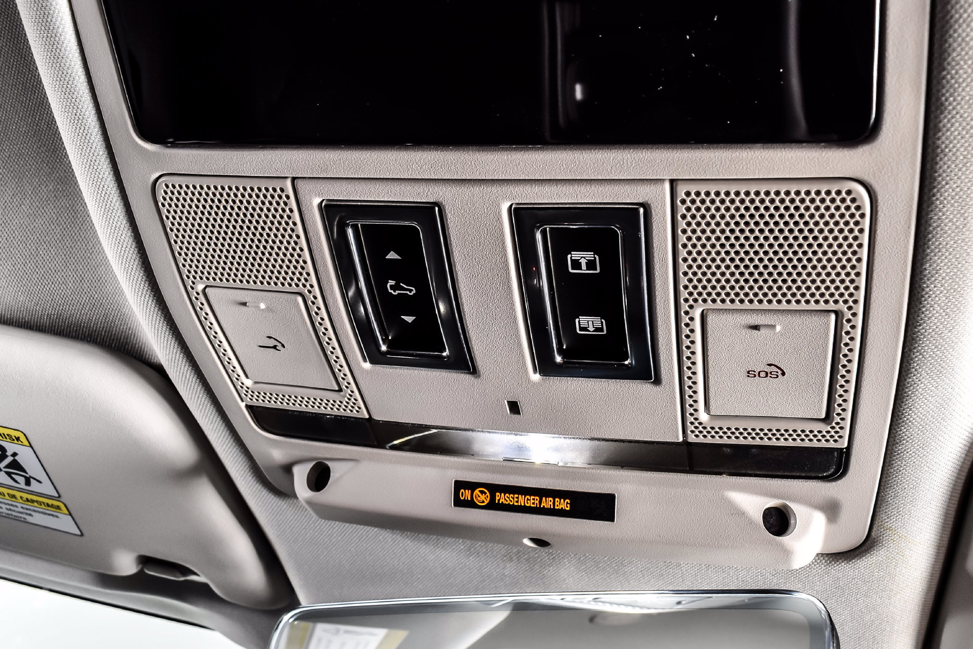 Used 2024 Land Rover Defender 110 S AWD/4WD image 26