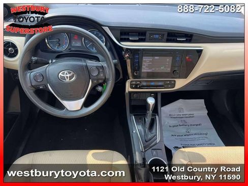 Used 2019 Toyota Corolla LE FWD image 14