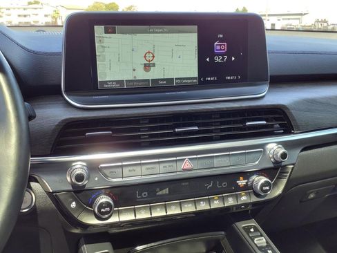 Used 2022 Kia Telluride SX w/ SX Prestige Package image 10