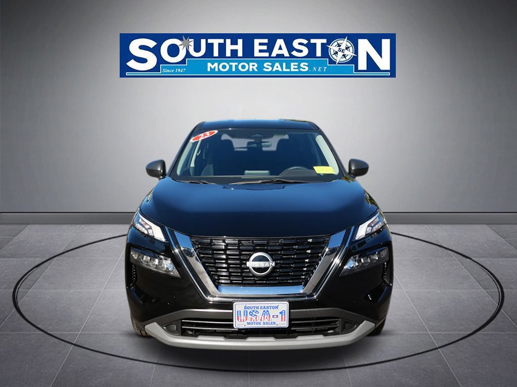 Used 2023 Nissan Rogue S AWD/4WD image 3