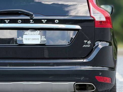 Used 2017 Volvo XC60 T6 Inscription w/ Climate Package AWD/4WD image 17