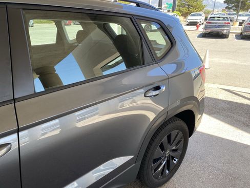 Used 2024 Volkswagen Taos S w/ MDO Package image 42