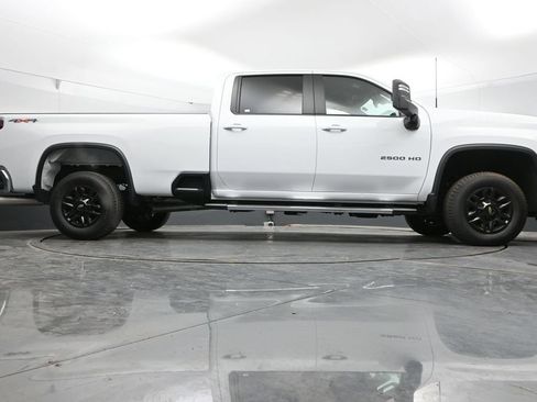 Used 2025 Chevrolet Silverado 2500 LT w/ Safety Package AWD/4WD image 40