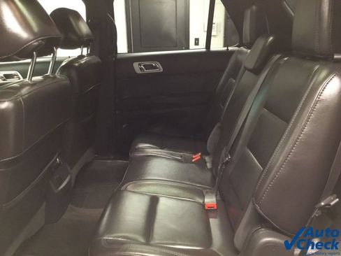 Used 2013 Ford Explorer XLT AWD/4WD image 29