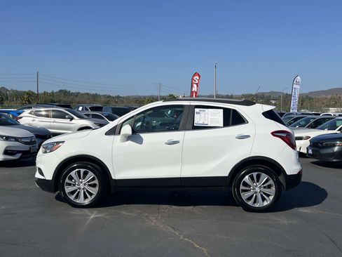 Used 2020 Buick Encore Preferred w/ Safety Package FWD image 2