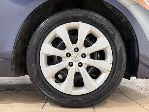 Certified 2024 Toyota Corolla LE image 9