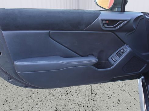 Used 2024 Toyota GR86 Premium image 37