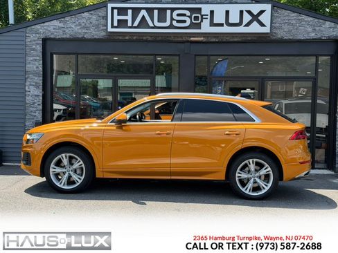 Used 2019 Audi Q8 Premium Plus w/ Premium Plus AWD/4WD image 7