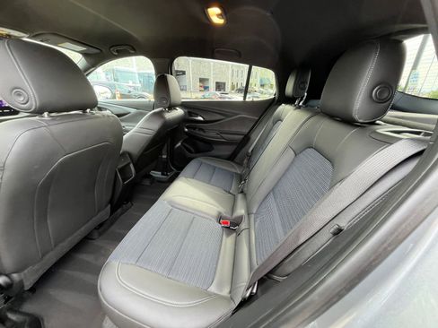 Used 2025 Buick Envista Preferred image 24