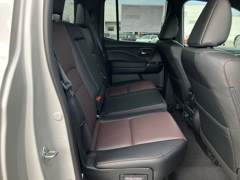 New 2026 Honda Ridgeline Black Edition image 29