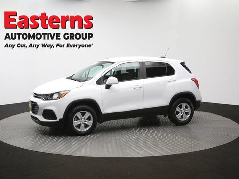 Used 2020 Chevrolet Trax LS w/ Tint and Cruise Package AWD/4WD image 58
