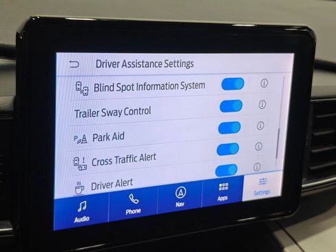 Used 2021 Ford Explorer XLT w/ Equipment Group 202A image 50