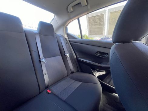 Used 2025 Nissan Sentra SV image 37