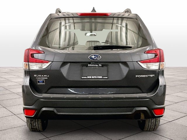 Used 2022 Subaru Forester AWD/4WD image 4