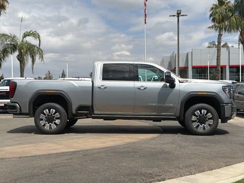 New 2026 GMC Sierra 2500 Denali w/ Denali Reserve Package AWD/4WD image 3