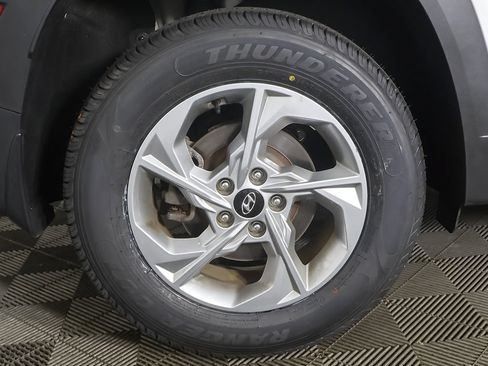 Used 2023 Hyundai Tucson SE AWD/4WD image 19