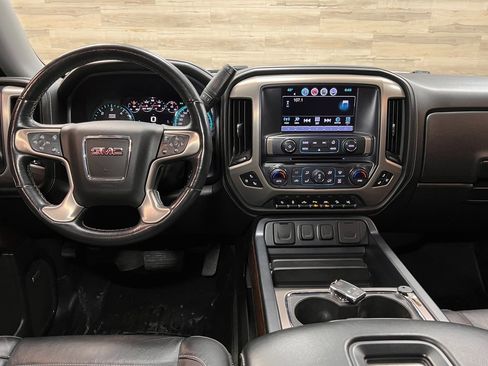 Used 2018 GMC Sierra 1500 Denali w/ Denali Ultimate Package image 2