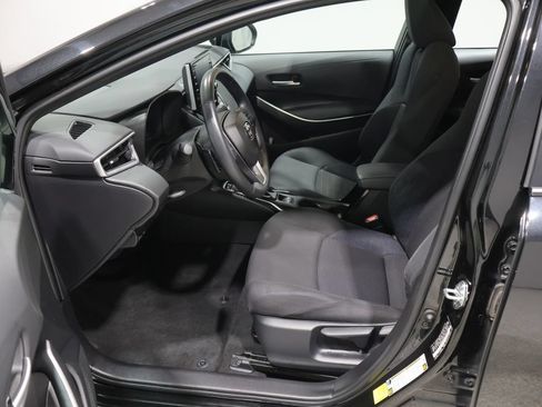 Used 2021 Toyota Corolla SE w/ SE Premium Package FWD image 10