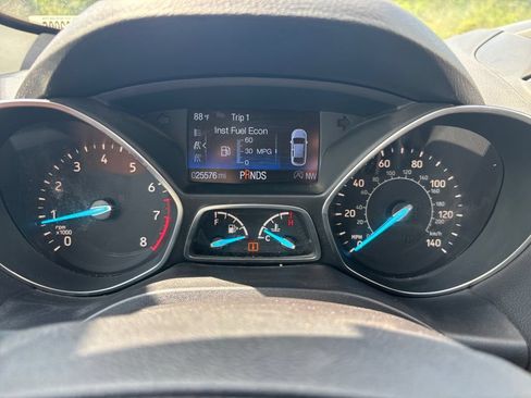 Used 2018 Ford Escape SE AWD/4WD image 12