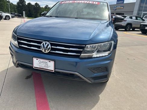 Used 2018 Volkswagen Tiguan S FWD image 3
