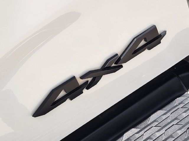 Certified 2025 RAM 2500 Tradesman AWD/4WD image 13