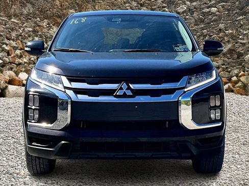 Used 2022 Mitsubishi Outlander Sport SE image 3