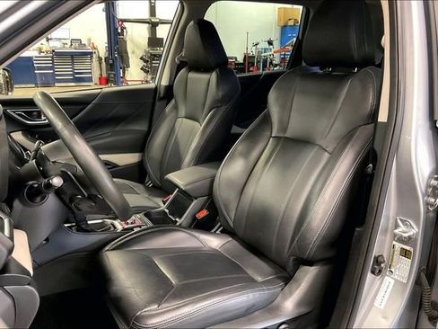 Used 2023 Subaru Forester Limited AWD/4WD image 25