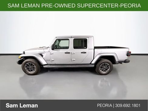Used 2020 Jeep Gladiator Overland AWD/4WD image 4