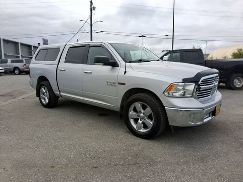 Used 2017 RAM 1500 Big Horn AWD/4WD image 2