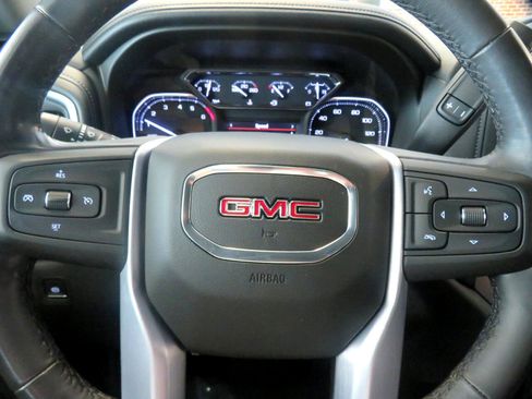 Used 2020 GMC Sierra 1500 SLE image 36